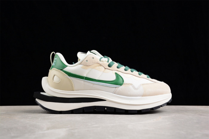 sacai x vaporwaffle dd1875-105