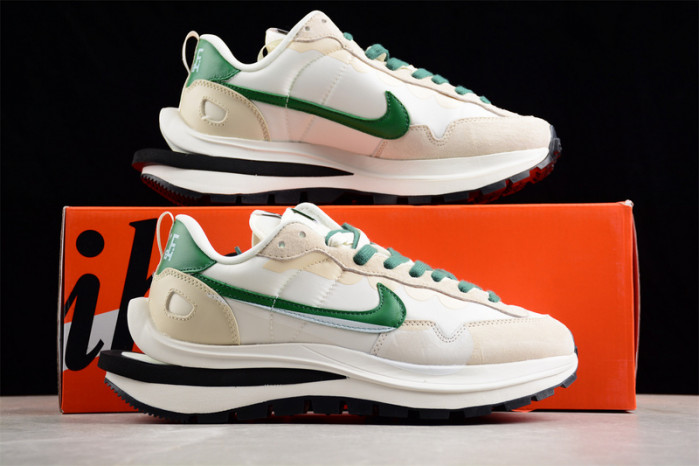 sacai x vaporwaffle dd1875-105