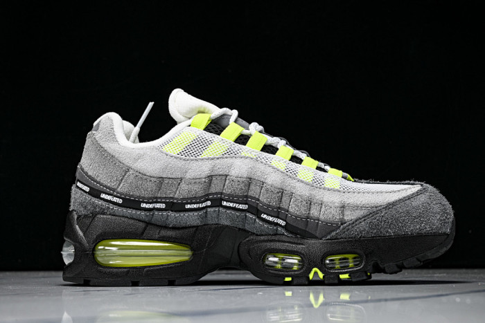 Nike Air Max 95 SP IB4523-004