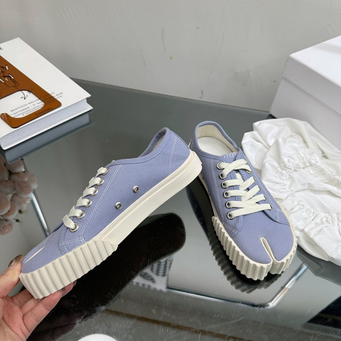 Ma*iso*n Mar*giela MAMA-0157