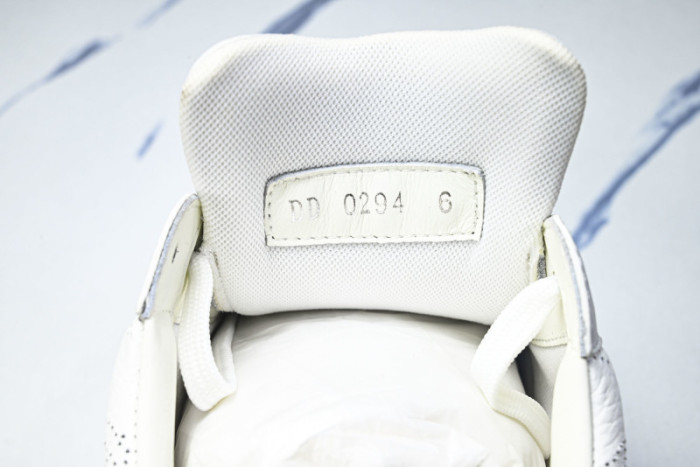 LOU VUIT RUN AWAY LVRA-011