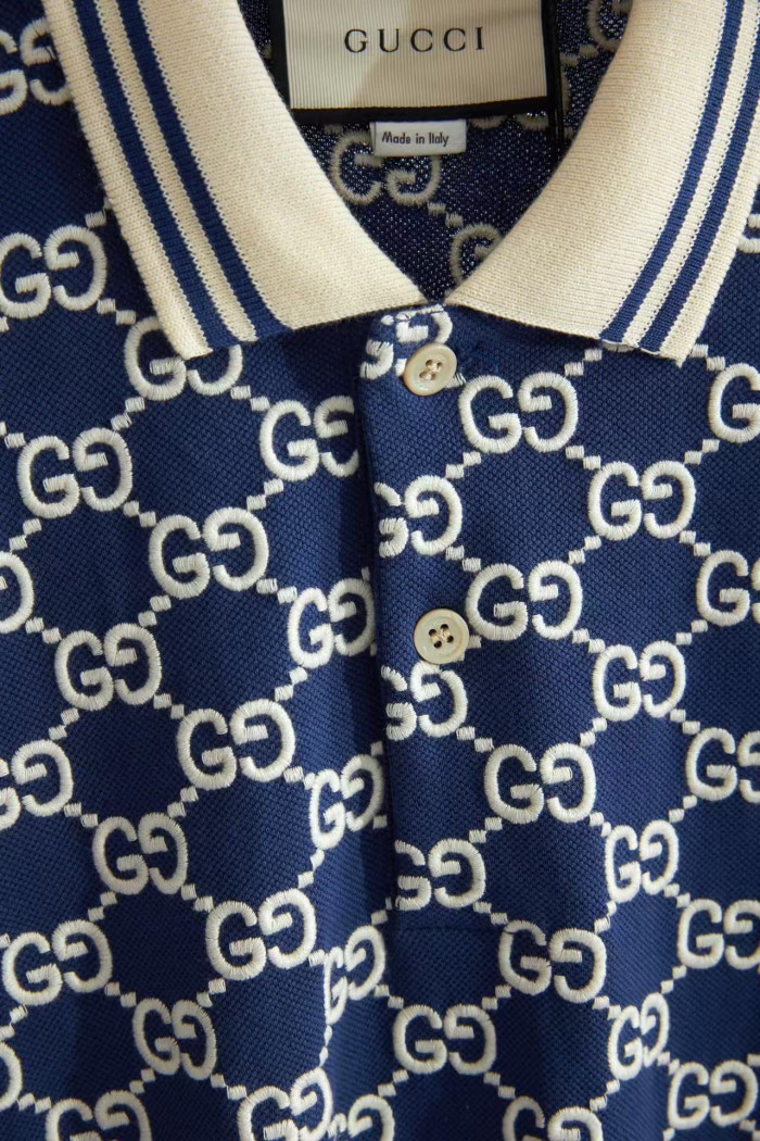G*UCCI CLOTHES GICS-025