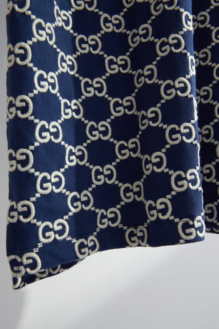 G*UCCI CLOTHES GICS-025
