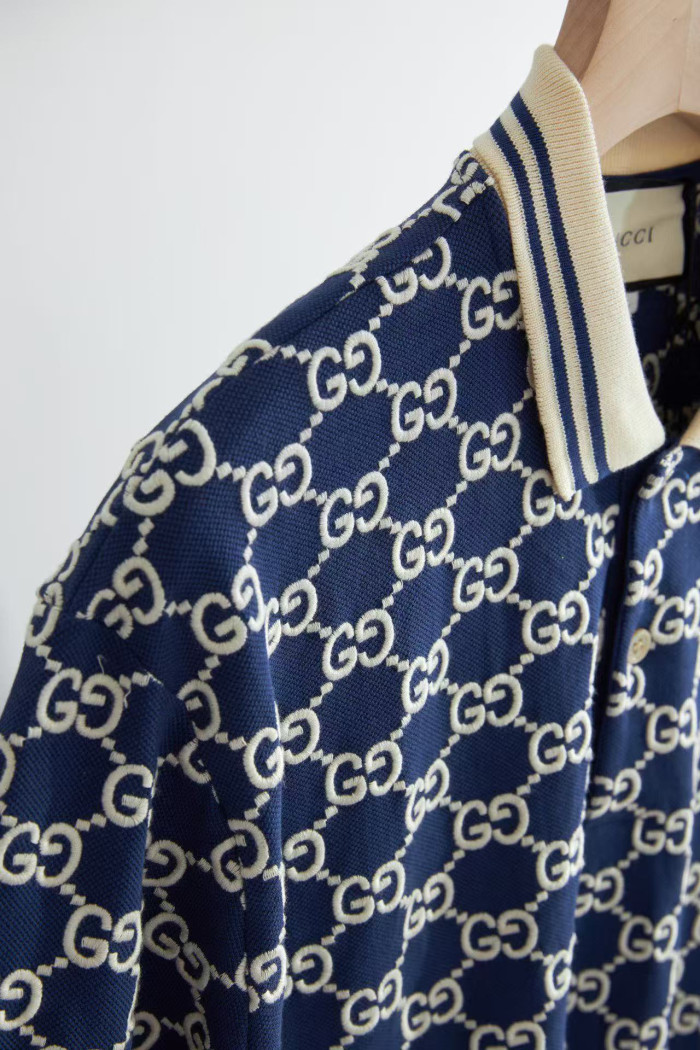 G*UCCI CLOTHES GICS-025