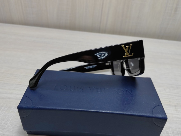 GLASSESS LV L-002