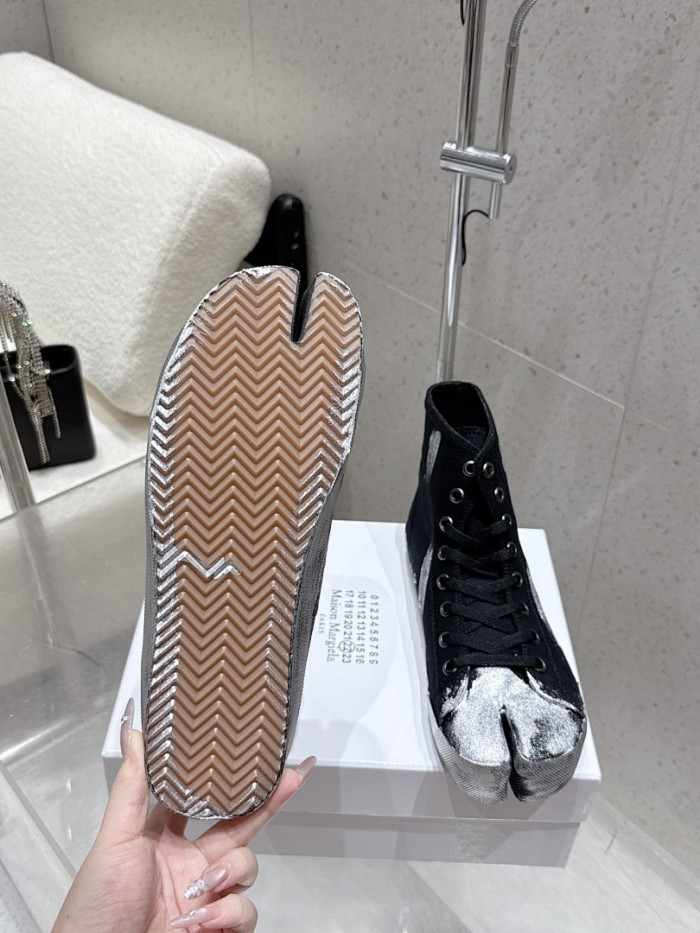Ma*iso*n Mar*giela MAMA-0162