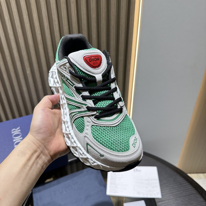 D10r x Kaws B35 NXT DRB35-011