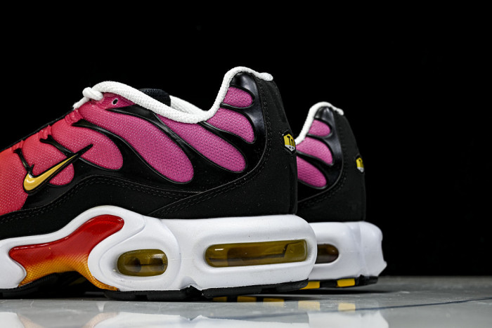 Swarovski x Nike Air Max Plus DX0755-600
