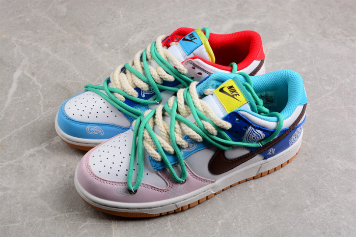 nk dunk low se "free .99" cz2496-100