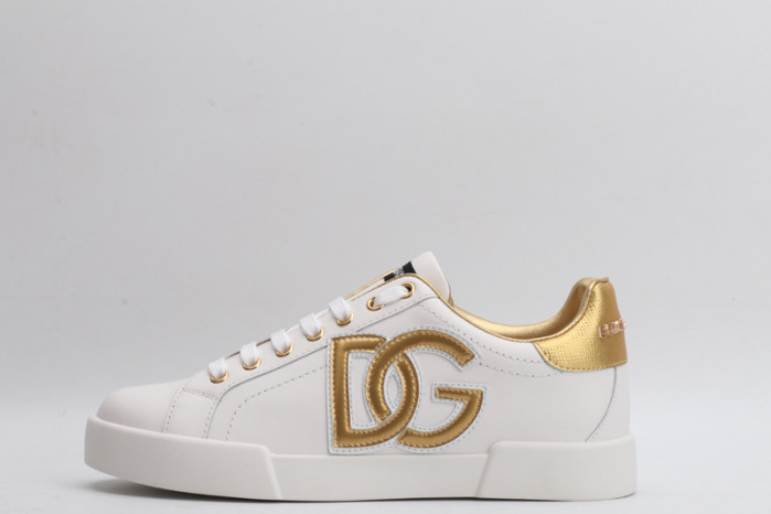 dg  sneakers  dg -051