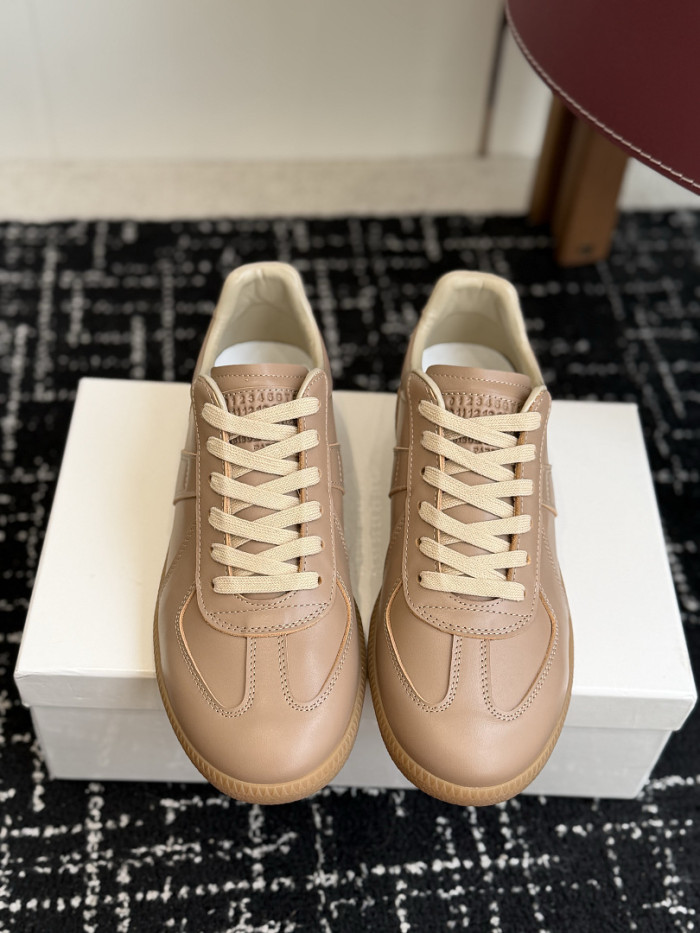 Ma*iso*n Mar*giela MNMA-0220