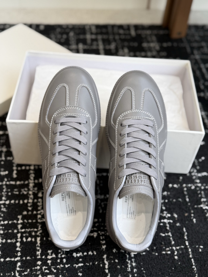 Ma*iso*n Mar*giela MNMA-0221