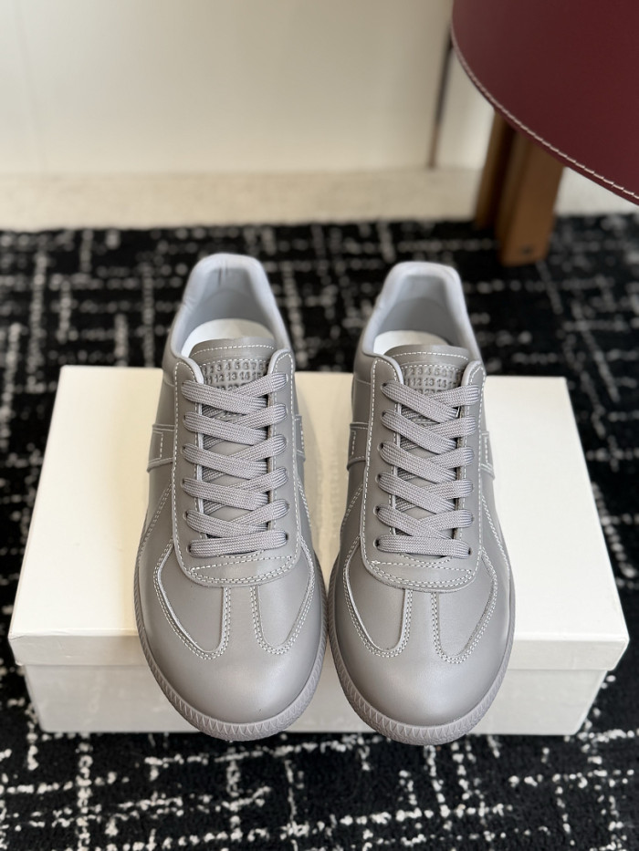 Ma*iso*n Mar*giela MNMA-0221