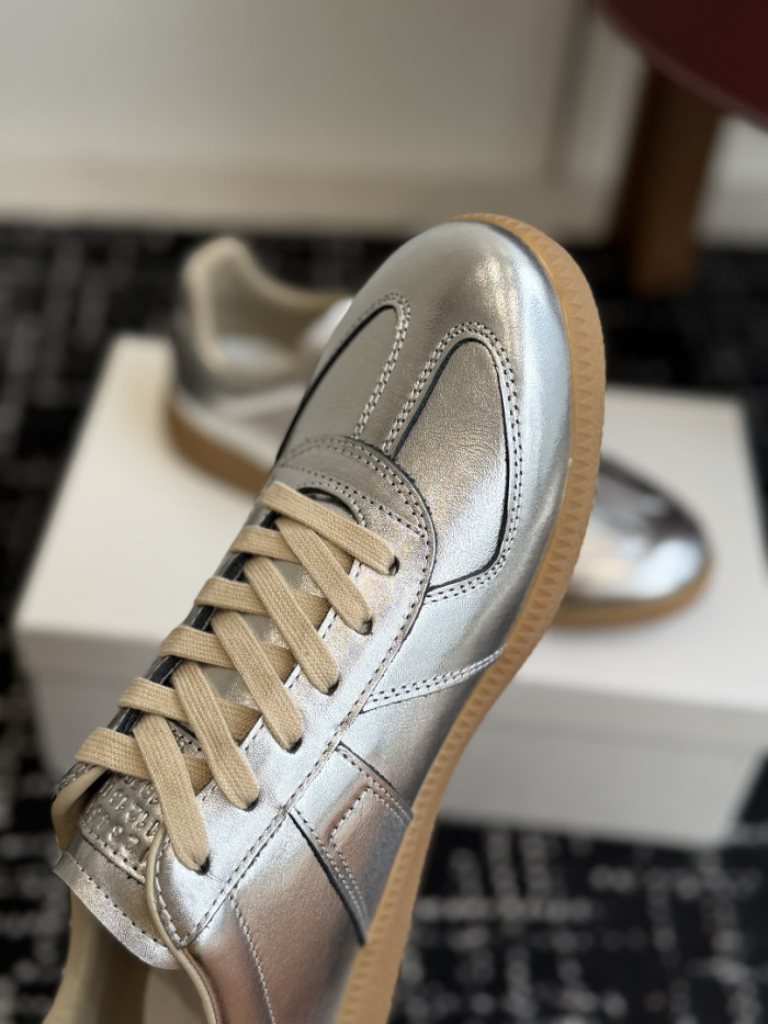 Ma*iso*n Mar*giela MNMA-0219
