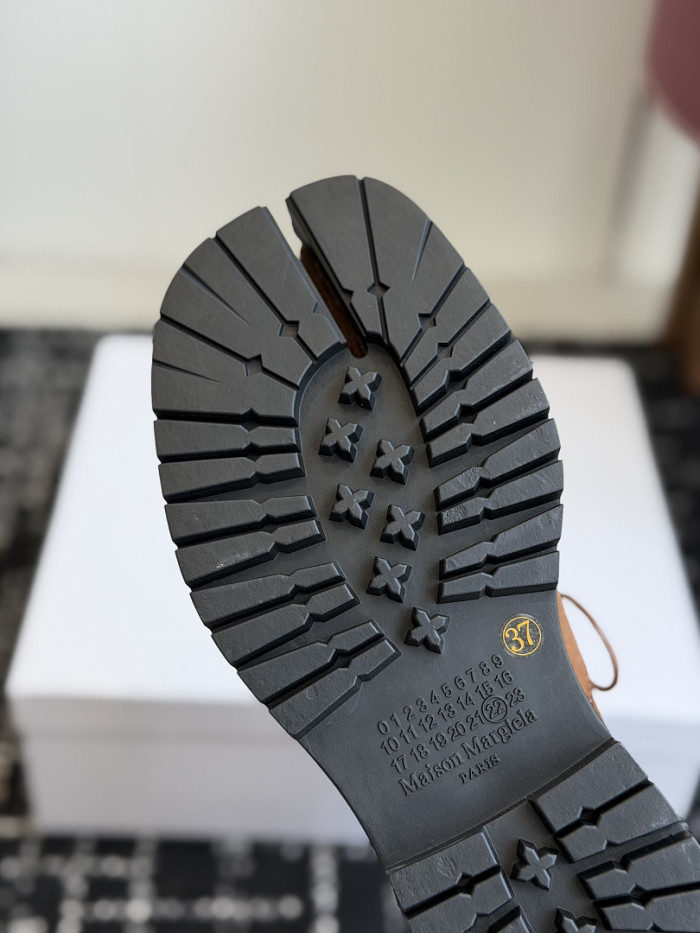 Ma*iso*n Mar*giela Boots MNMB-0011