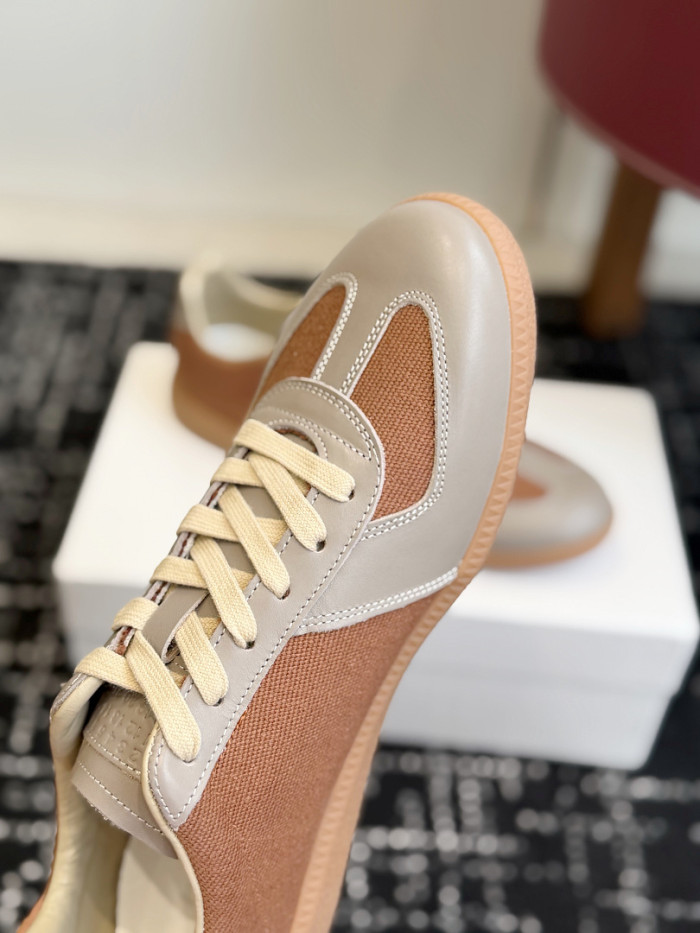 Ma*iso*n Mar*giela MNMA-0203