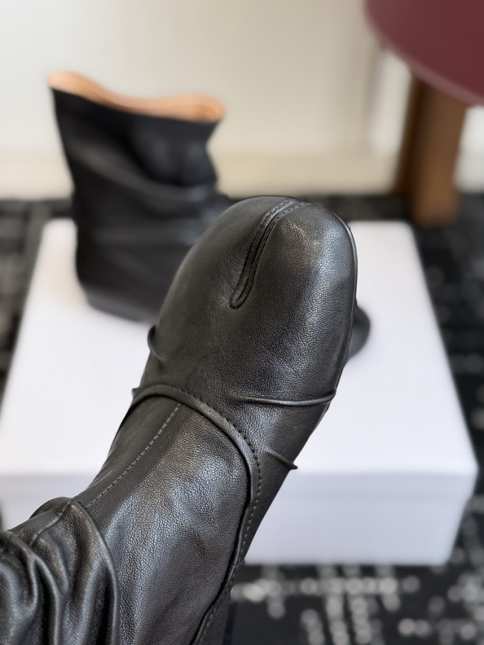 Ma*iso*n Mar*giela Boots MNMB-0008