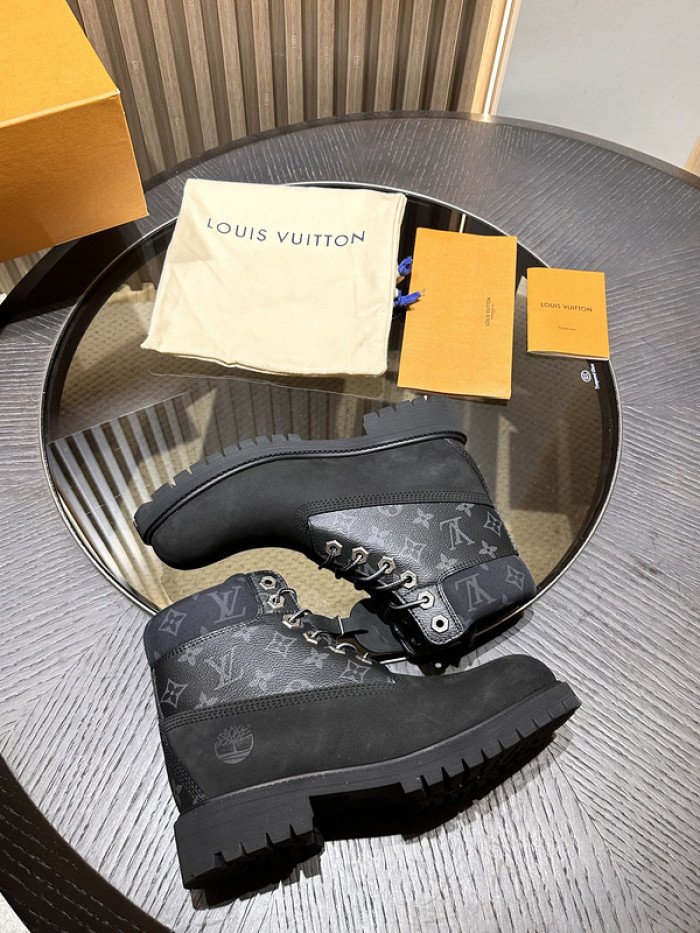 L**V**T* BOOTS LVTBS-008