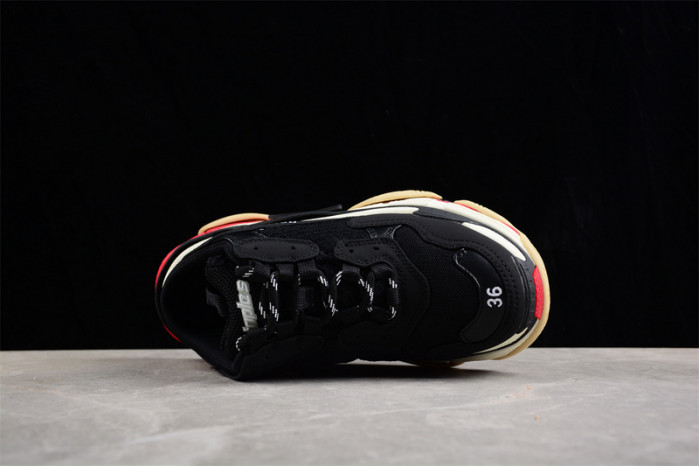 balenga triple s btsbcs-036