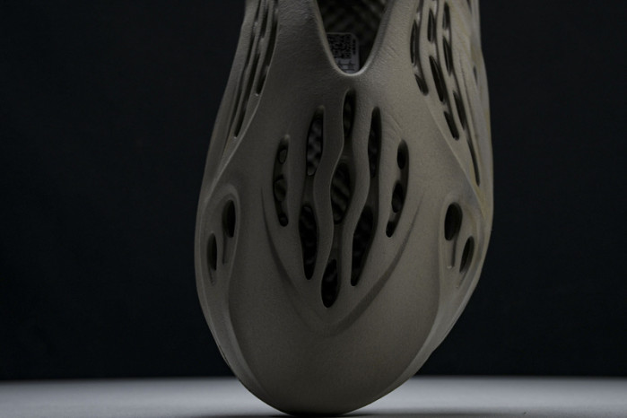 yee**zy foam rnnr stone sage   gx4472