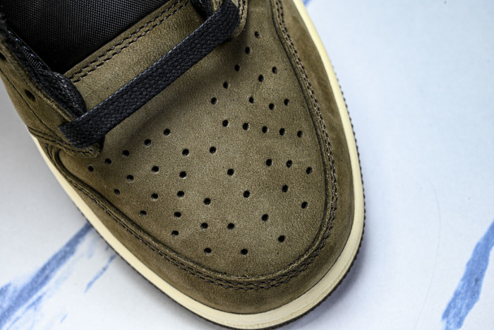 Travis Scott x Air Jordan 1 Low OG DM7866-203