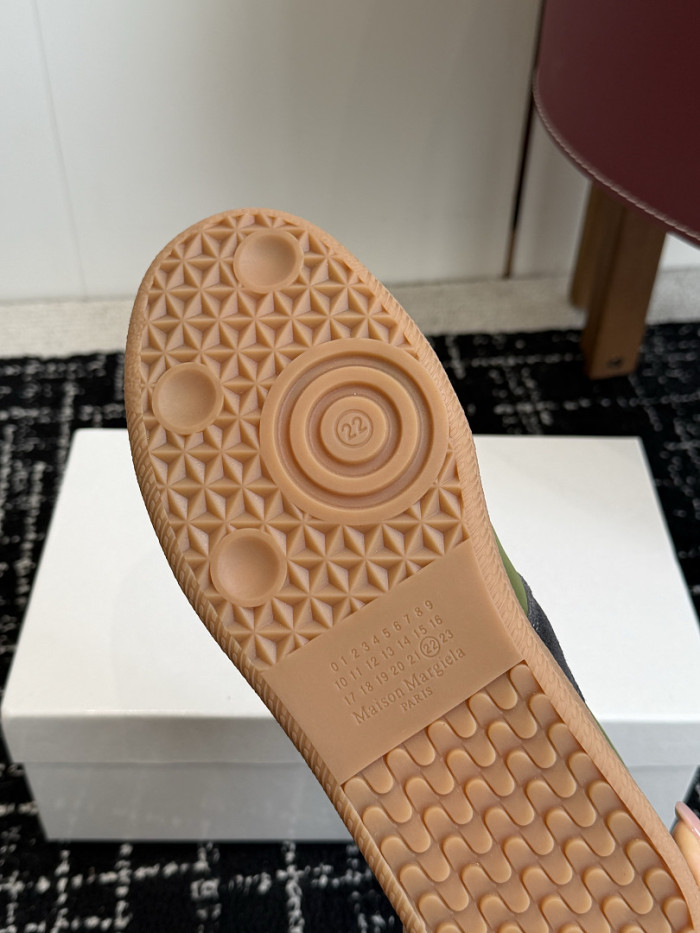 Ma*iso*n Mar*giela MNMA-0194