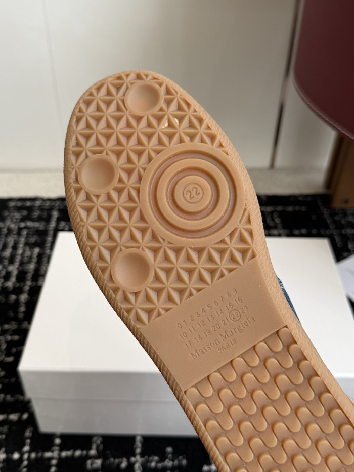 Ma*iso*n Mar*giela MAMA-0168