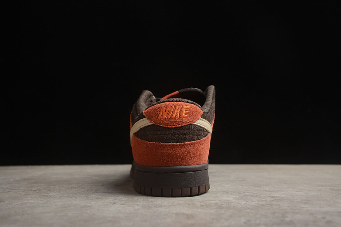 nike sb dunk low “red panda” fv0395-200